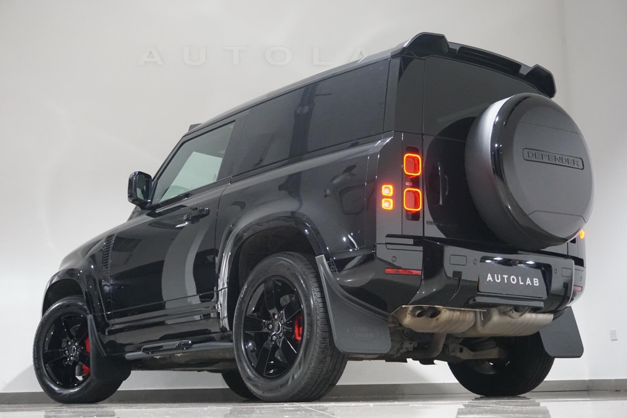 Land Rover Defender 90 3.0 D200 MHEV Hard Top SUV 3dr Diesel Auto 4WD SWB Euro 6 (s/s) (200 ps)